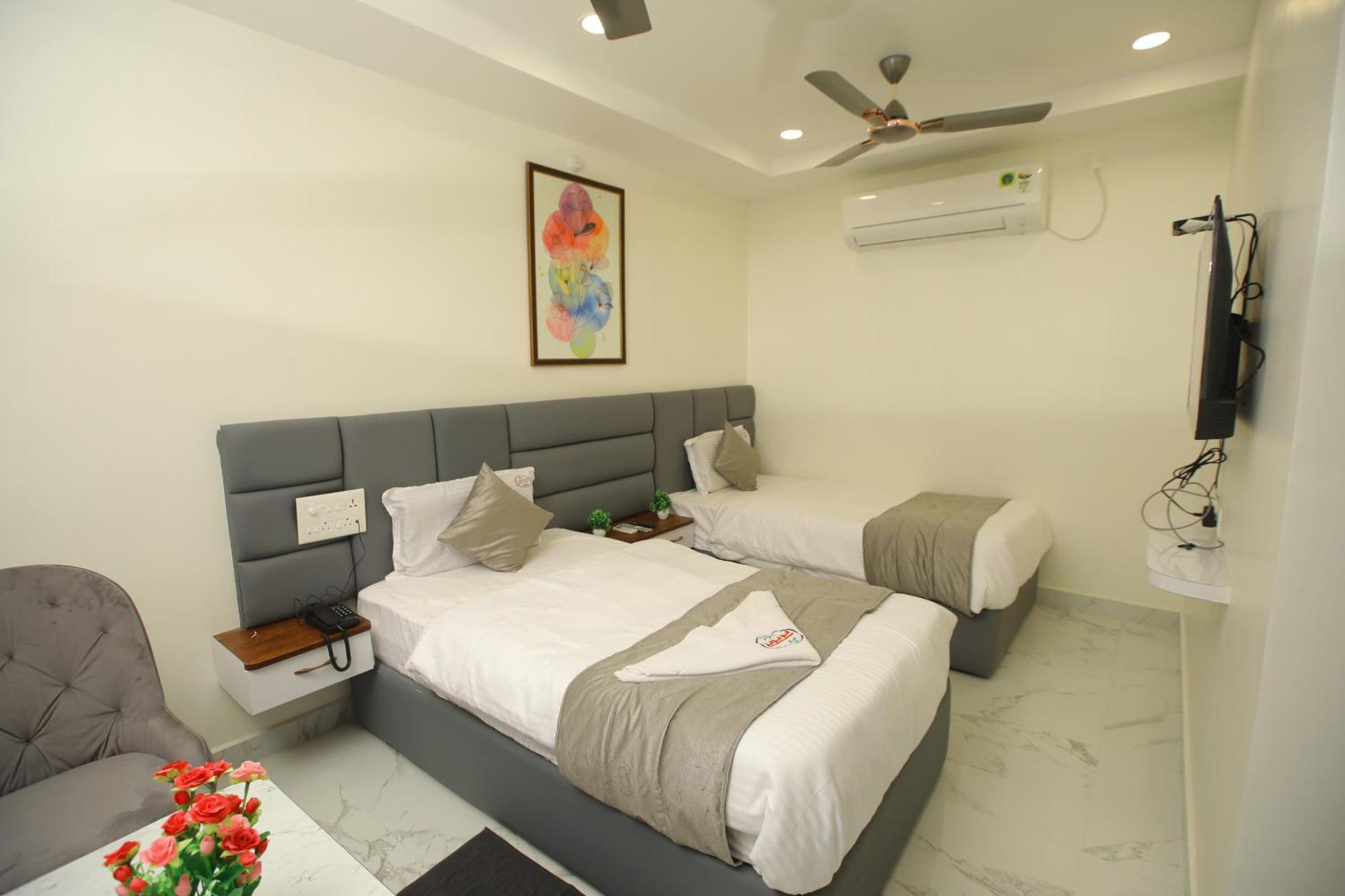 מלון Khammam Radha Rani Residency מראה חיצוני תמונה